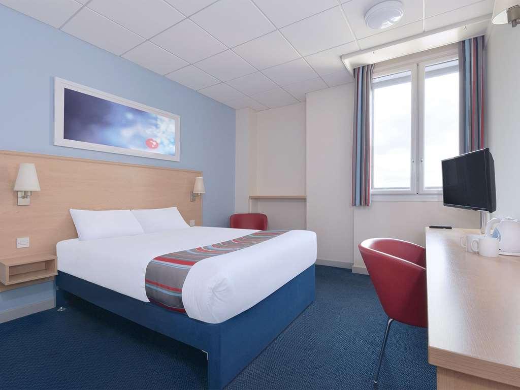 Travelodge Leeds Colton Garforth Pokój zdjęcie