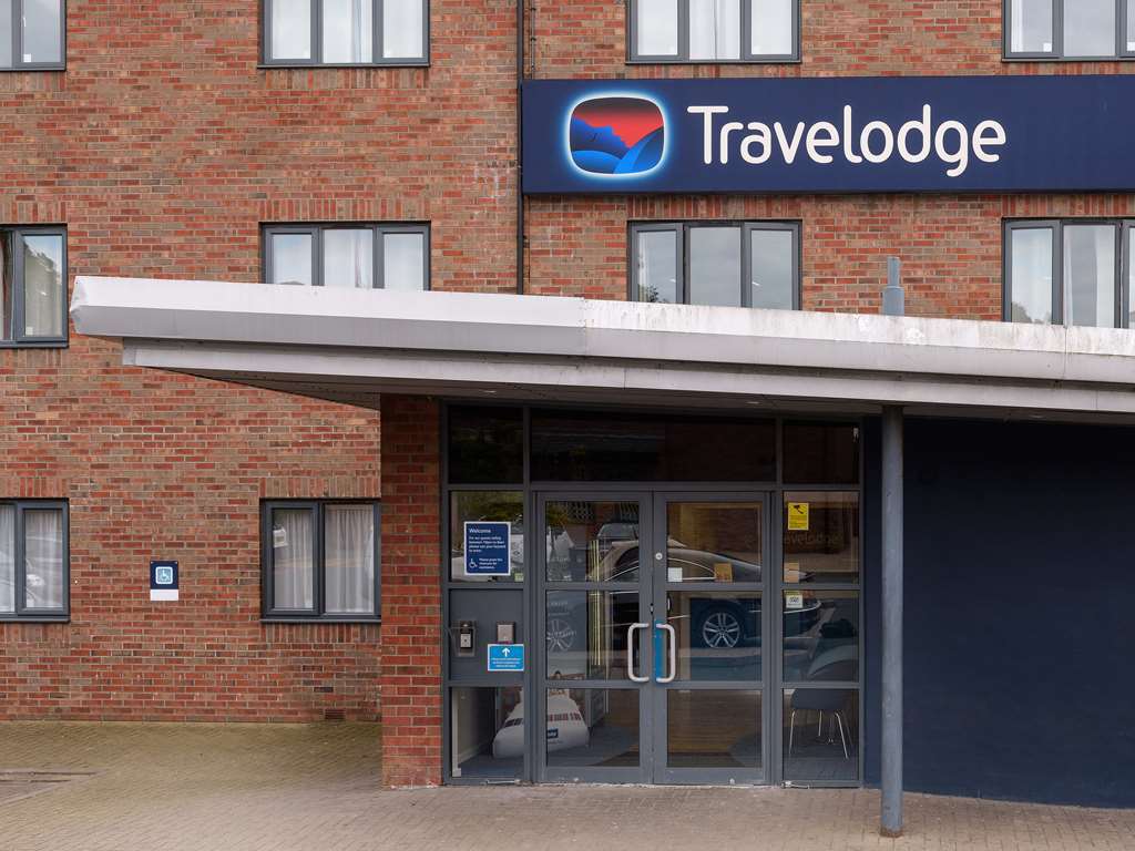 Travelodge Leeds Colton Garforth Zewnętrze zdjęcie